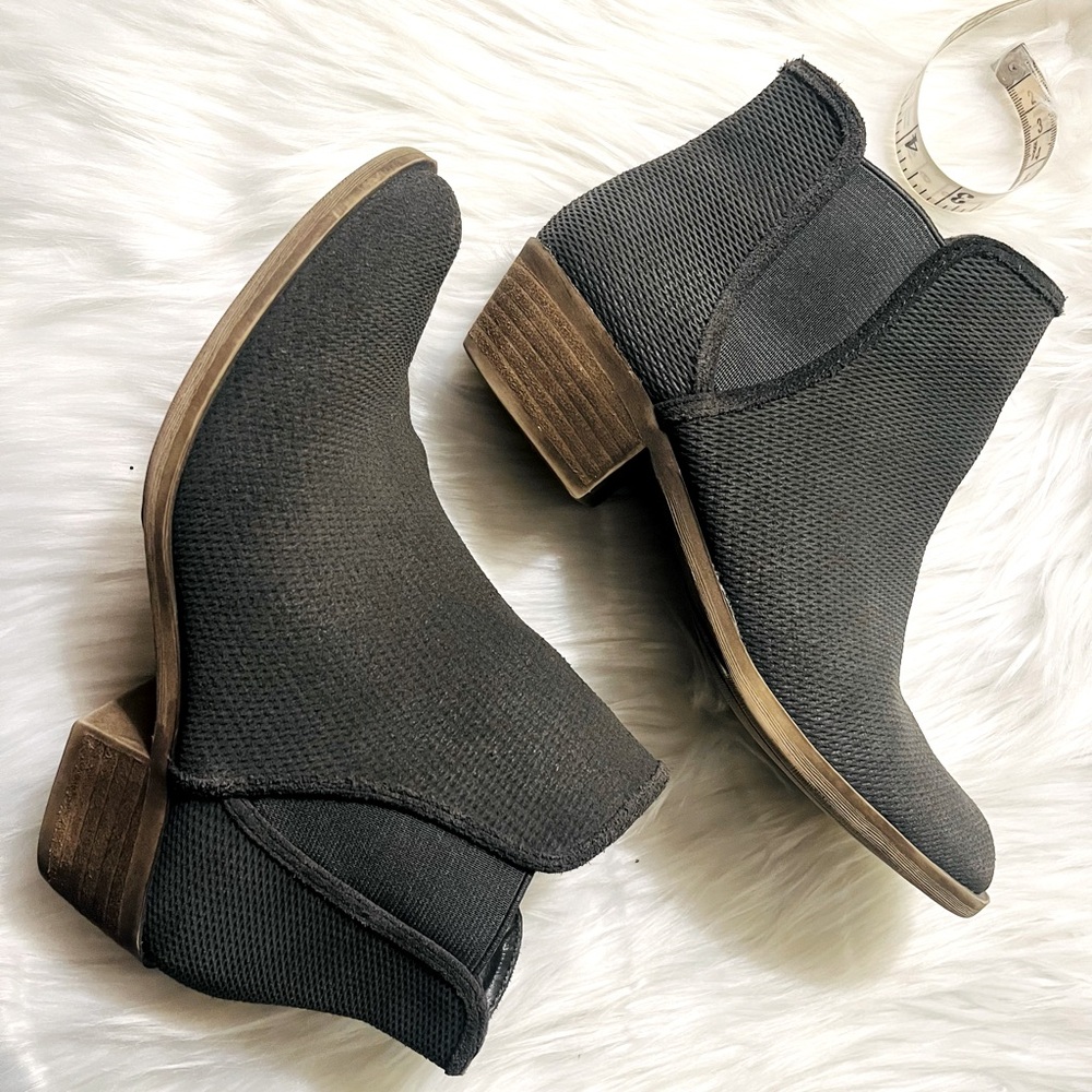 Sleek Black Ankle Booties with Cushioned Insole and Durable Sole